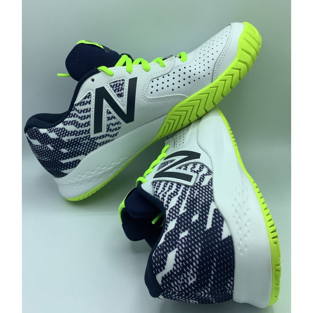 New Balance MC 696